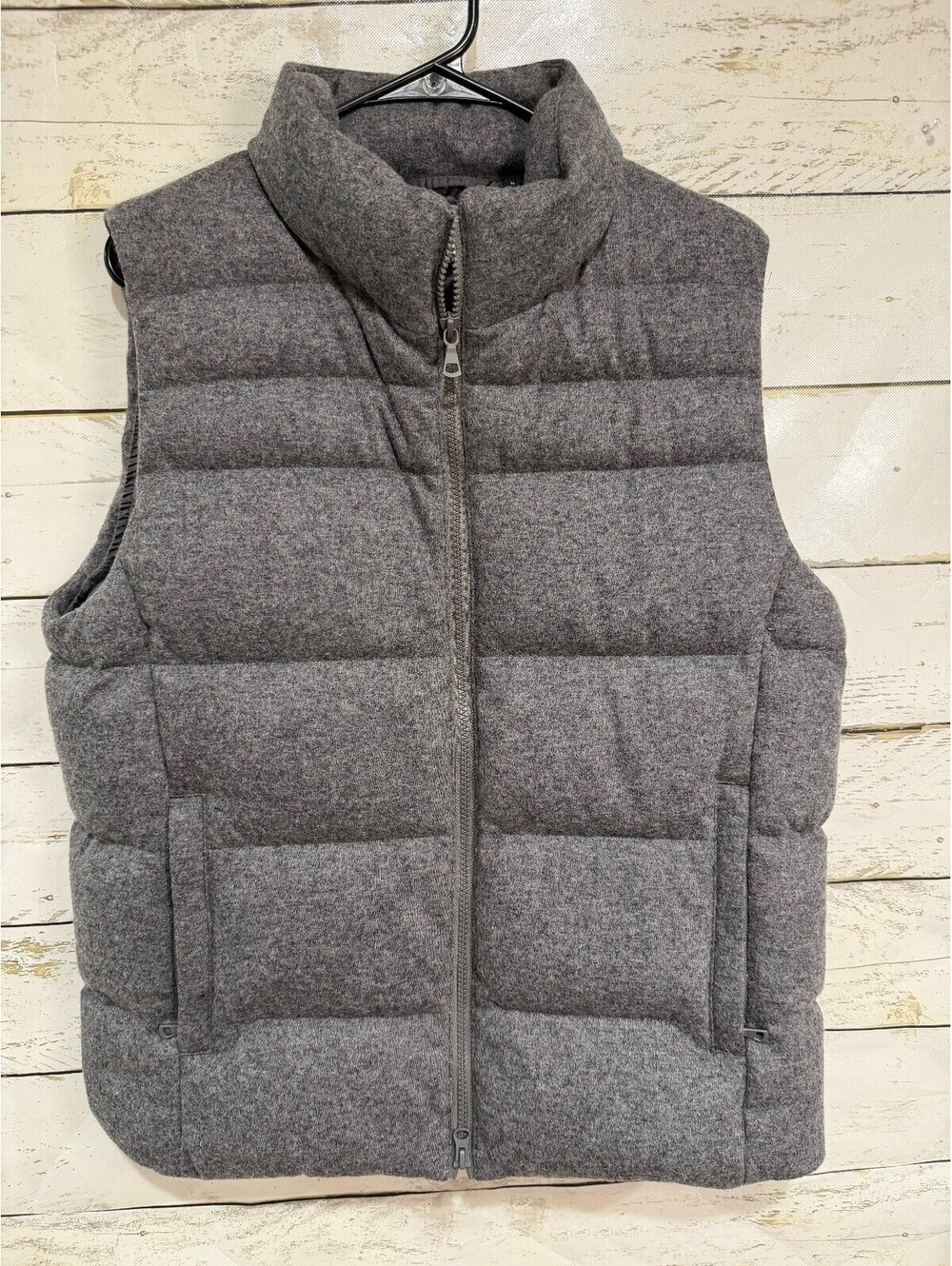 UNIQLO Down Wool Blend Puffer Sleeveless Vest Size Medium Dark Gray